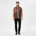Abbigliamento con gilet utility in pelle
